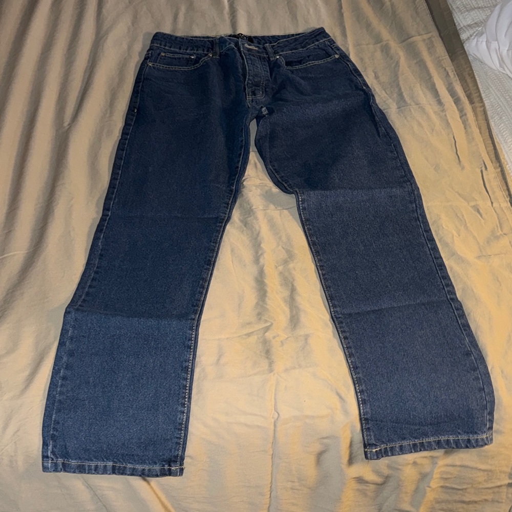 Men's Straight Leg Jeans in Dark Blue